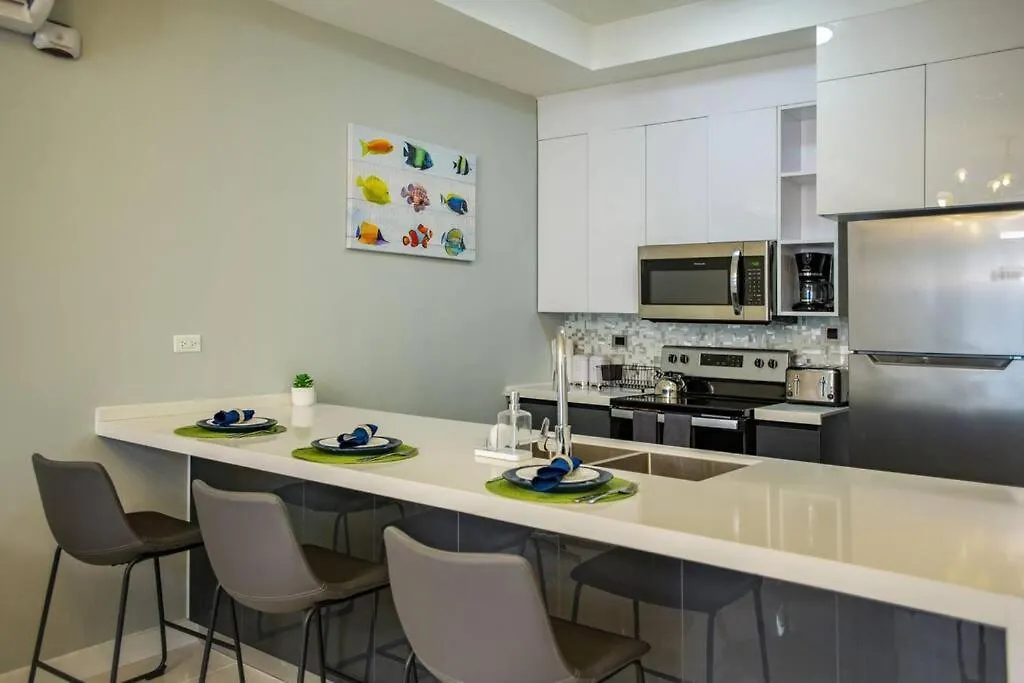 Dream 36 @ Montego Bay Apartment